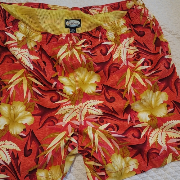 Tommy Bahama swim shorts - Picture 2 of 2